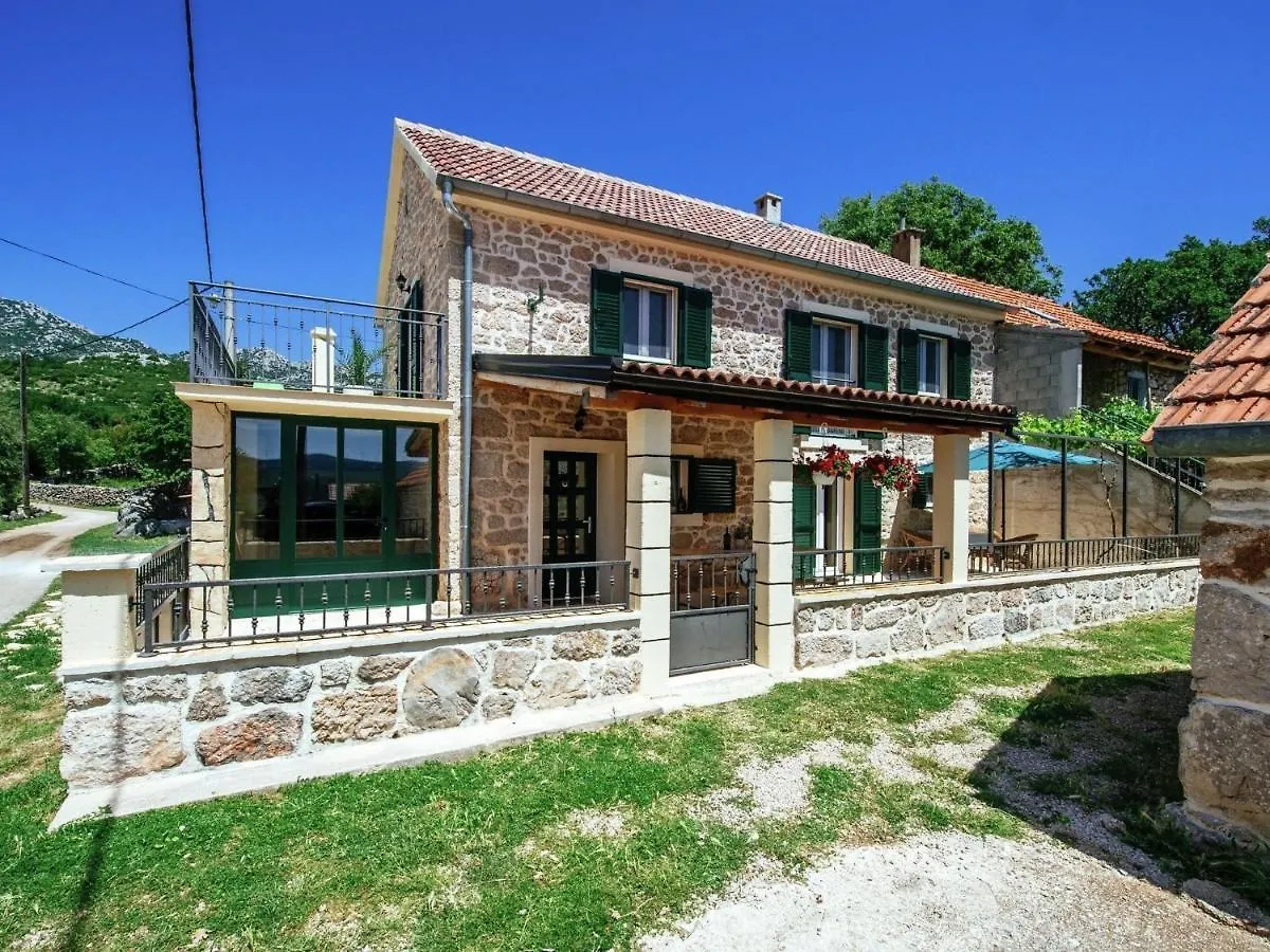 Stone House Near River Canyon Obrovac Tatil Evi